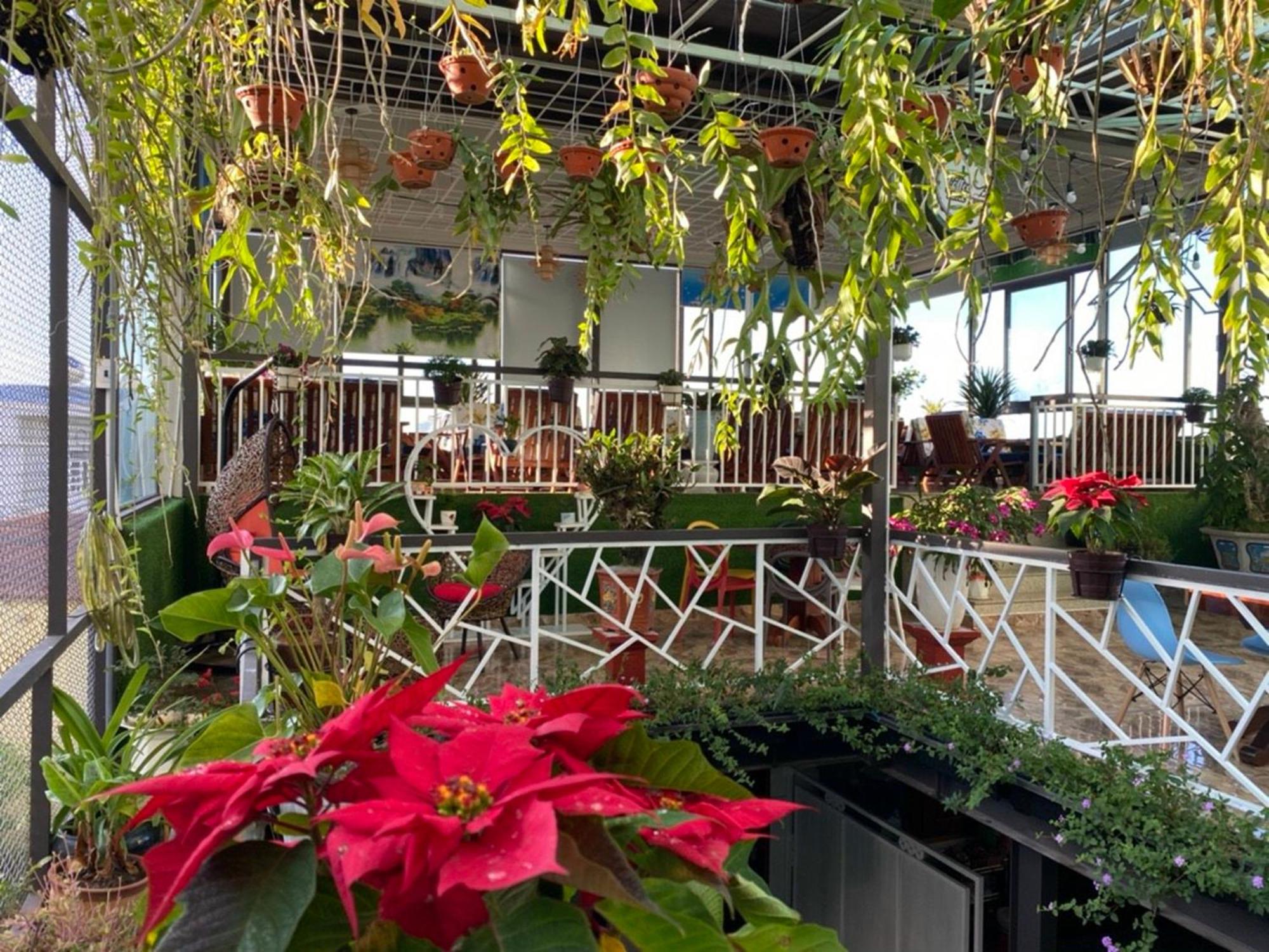 Anh Tuấn Hotel&Coffee - Pleiku, Gia Lai Exterior foto