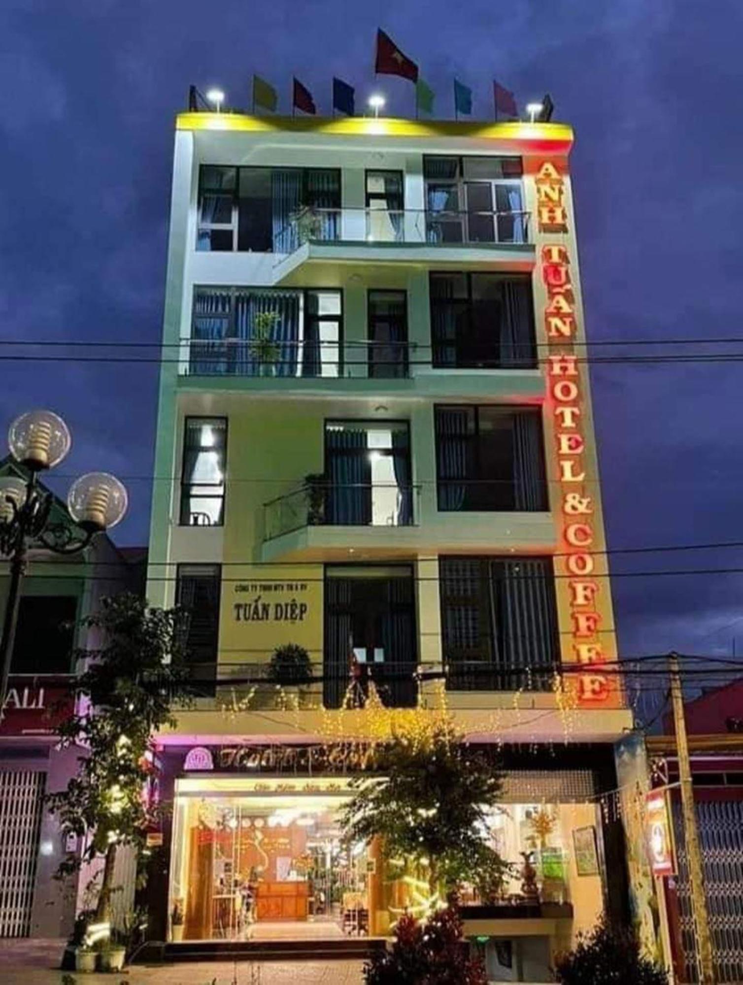 Anh Tuấn Hotel&Coffee - Pleiku, Gia Lai Exterior foto